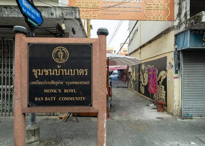 Hostel Baan Batra Heritage *