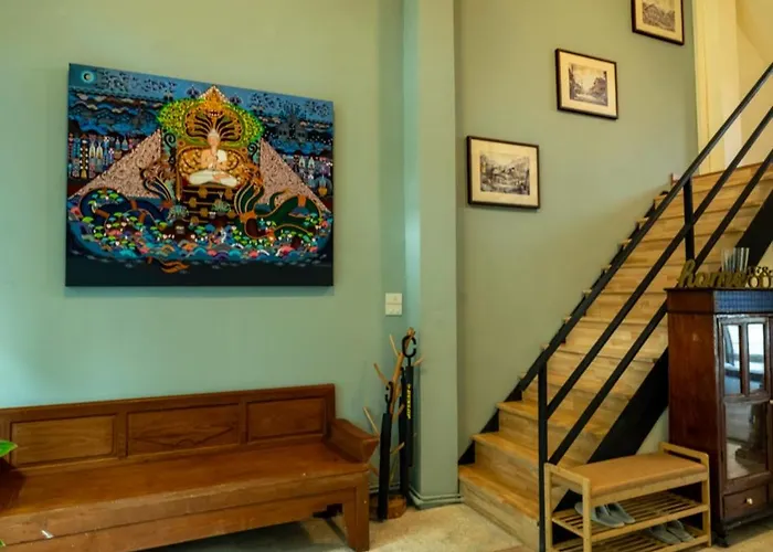Baan Batra Heritage Hostel