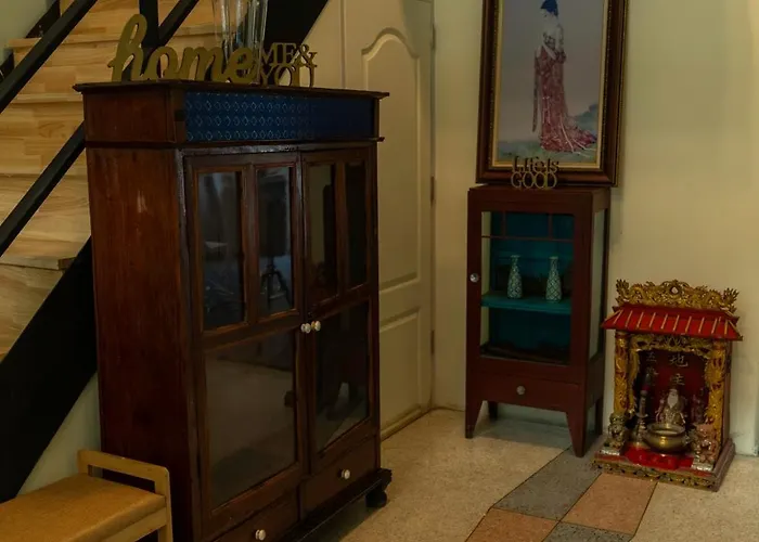 Baan Batra Heritage Hostel Bangkok