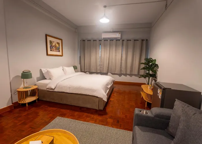 Hostel Baan Batra Heritage